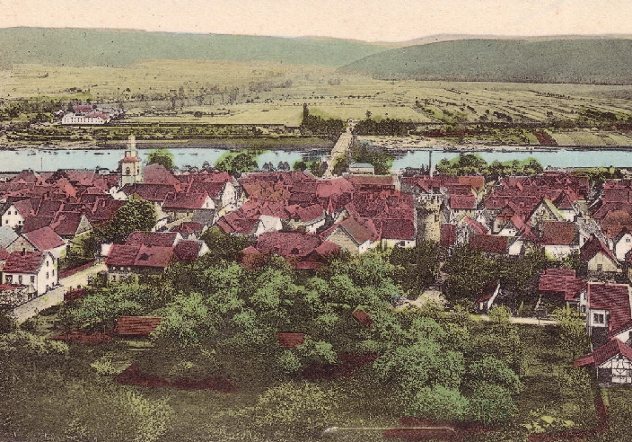 2017_27_02 Obernburg Main Bahnhof Postkarte nachcoloriert Blick auf Stadt vom Berg ca 1915 Ausschnitt