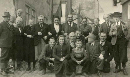Wandergruppe 1949 in Rück-Schippach
