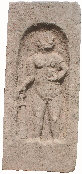 Reliefs des Viergöttersteins. Herkules
