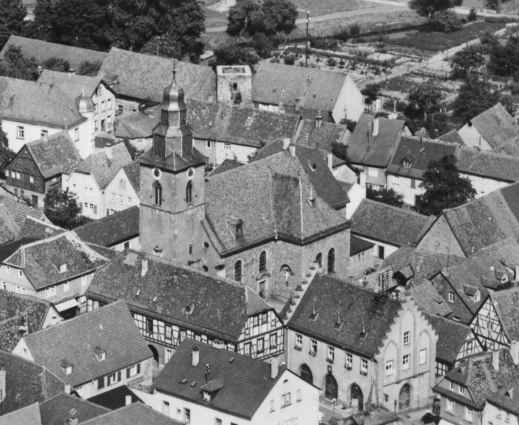 Luftaufnahme Kirche