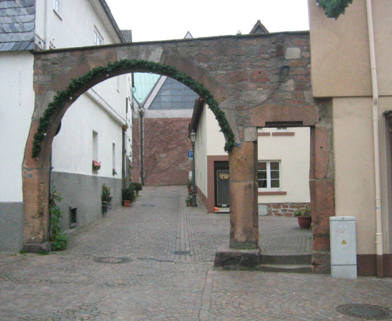 Stiftshof Eingangstorbogen